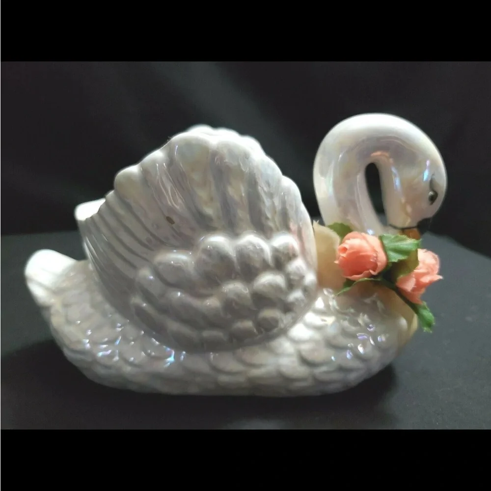 Vintage Mid Century Ceramic Swan Planter Vase Retro 4.5” Tall